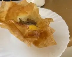 Step <p>He horneado a 180º hasta que estuvieran doradas. Llenan, recomiendo 1 por persona, también depende del tamaño que hagamos las tulipas. </p> illustration